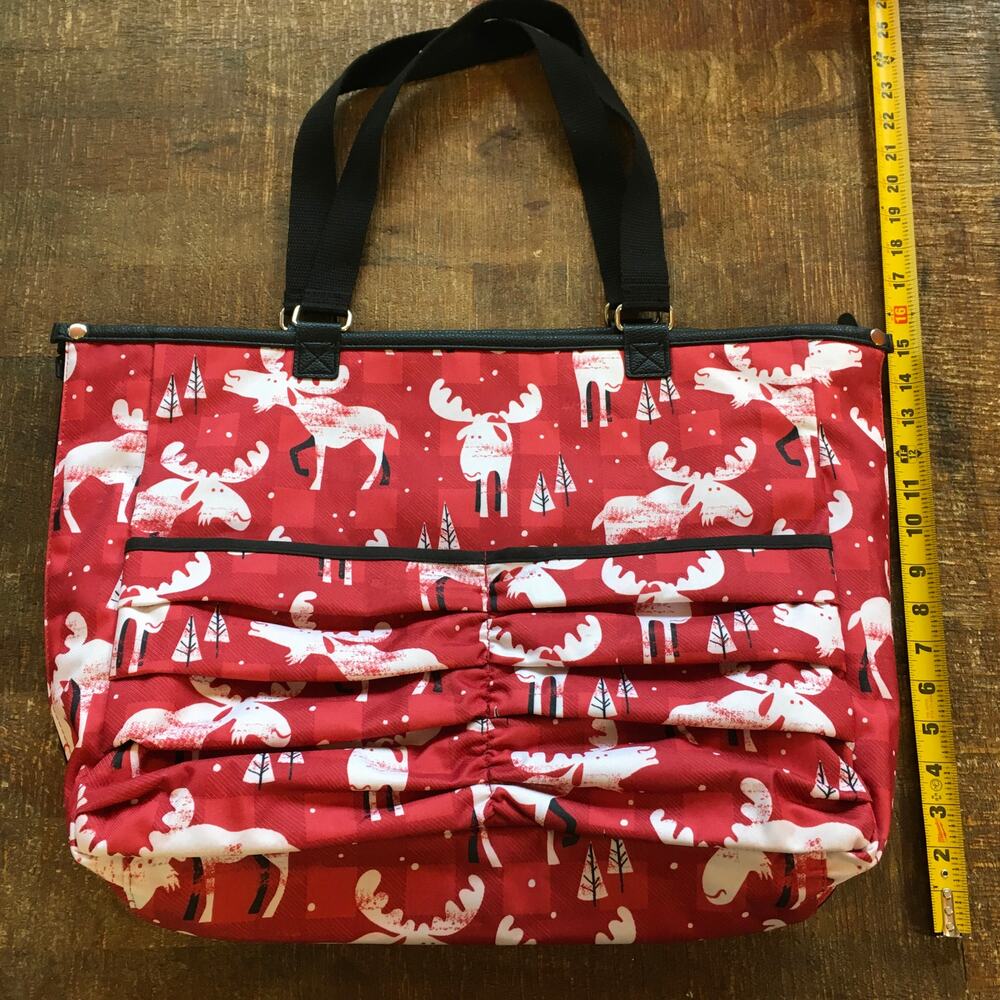 Thirty-One Double Take Tote Bag Red Black Moosin' Around Reversible Holiday - Picture 2 of 7